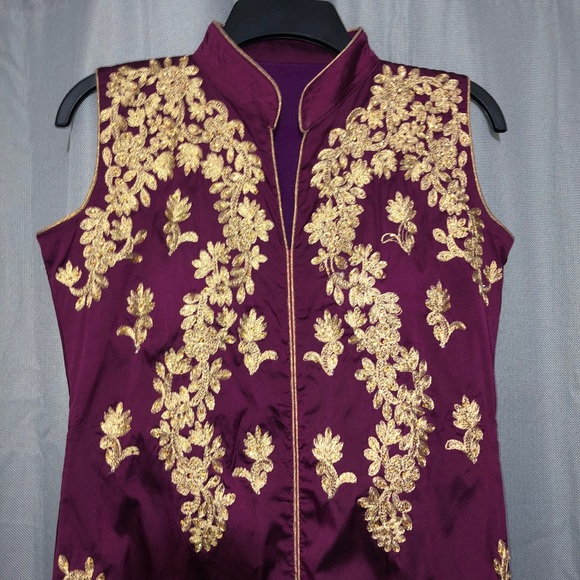 Plum purple Indian dress - Picture 2 of 6